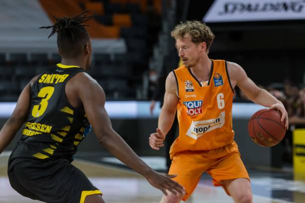 在的溢价风 在的溢价风